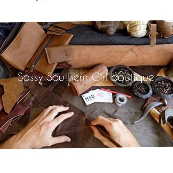 ⭐🆕Boho Hide & Drink Leather jewelry pouch - Picture 6 of 9